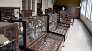 MUSEO DE MINERALOGIA