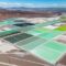 Chile se consolida como tercer productor global de litio en 2025: fue el mayor exportador en carbonato e hidróxido